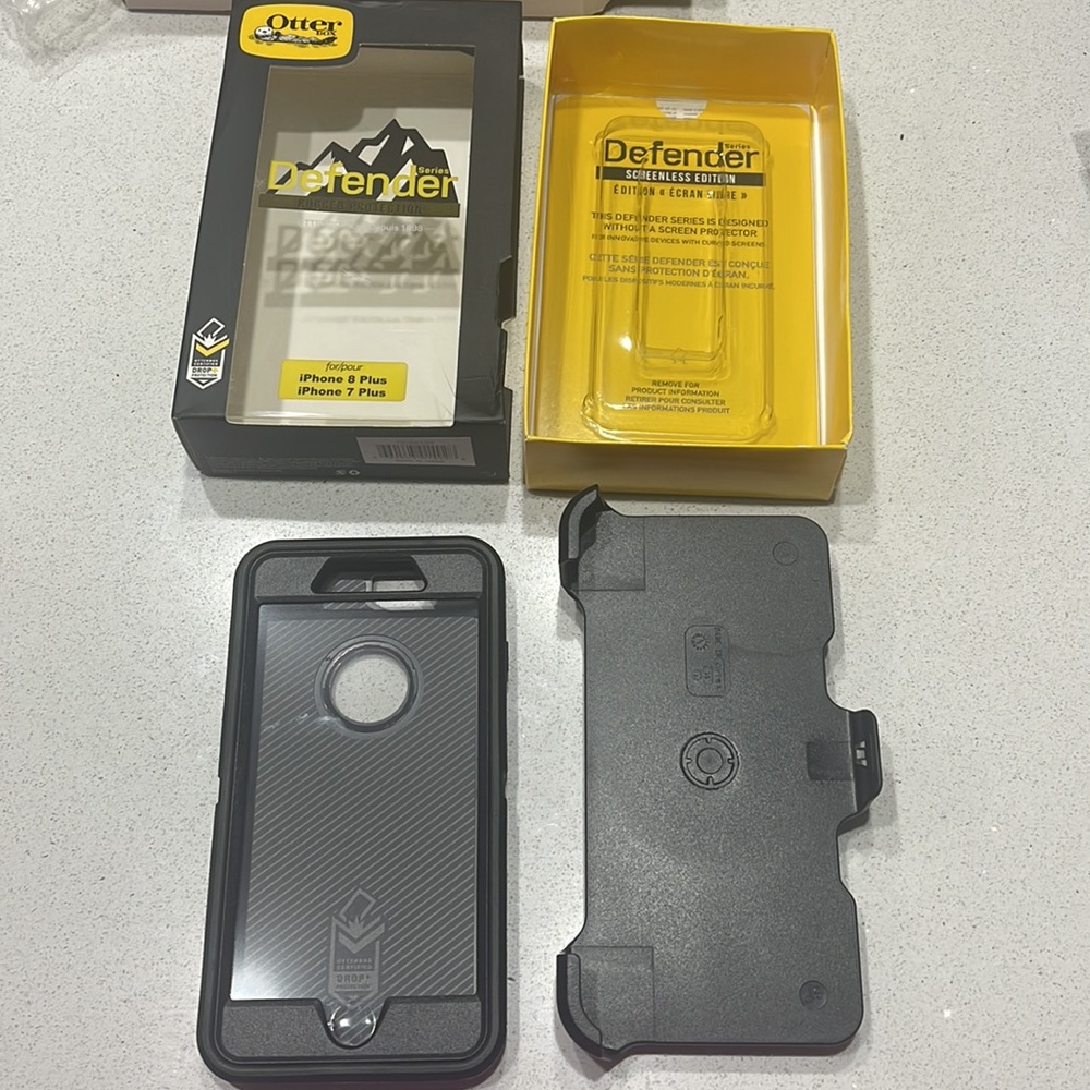 OtterBox Defender Series Case for iPhone 8 Plus & 7 Plus Protective Case Black
